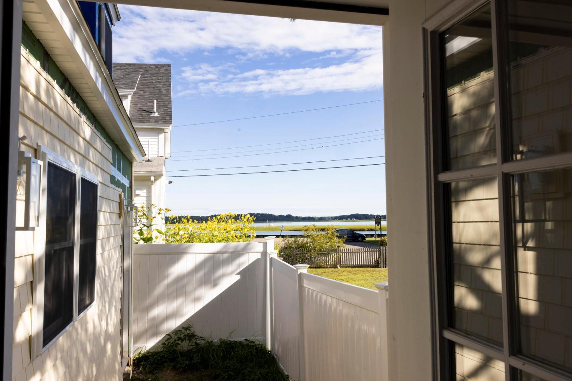 Bright 4Br Beach House, Pine Point Perfection สการ์โบโรห์ ภายนอก รูปภาพ